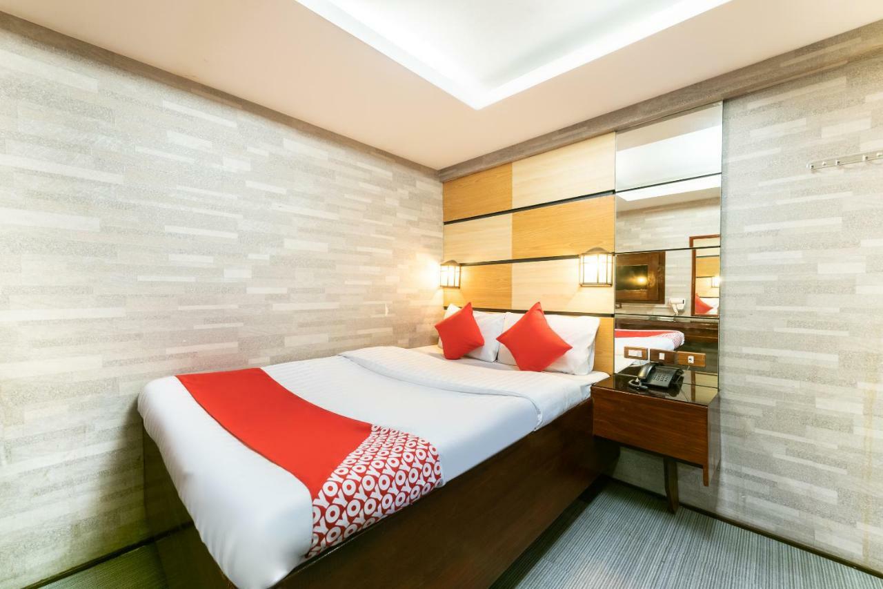 OYO 191 Paradise Apartelle Manila Exterior foto